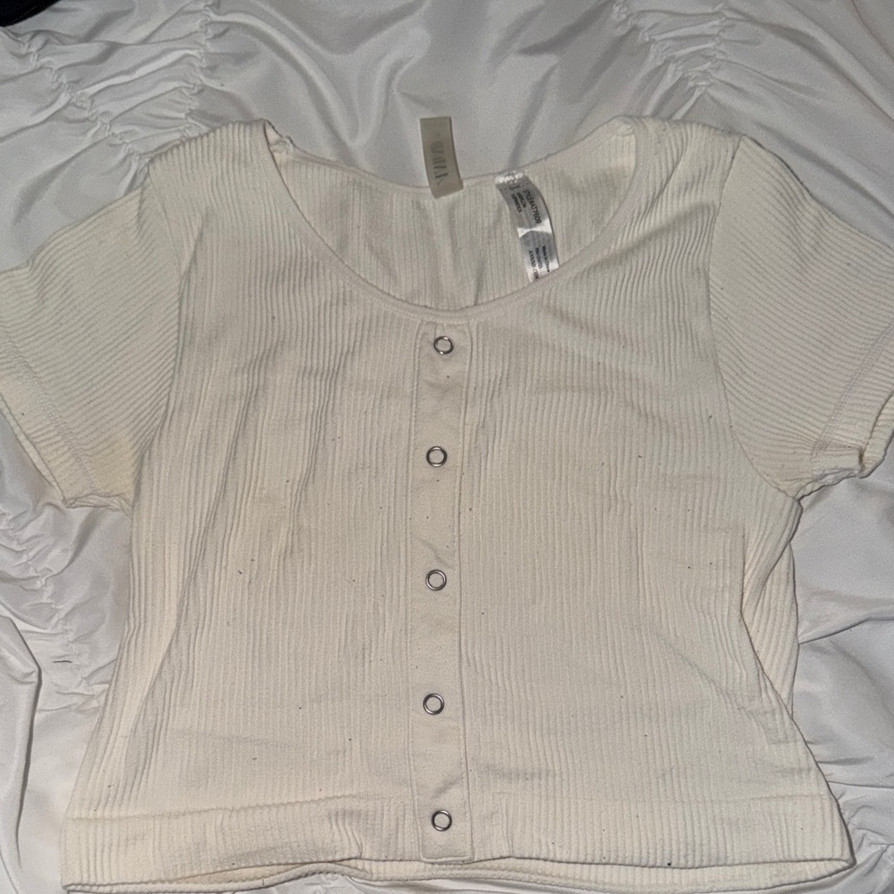 ANWND Cream Button Tee